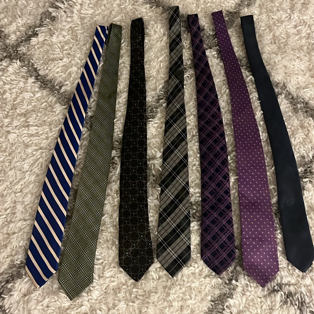 Multiple Ties - Picture 3 of 6